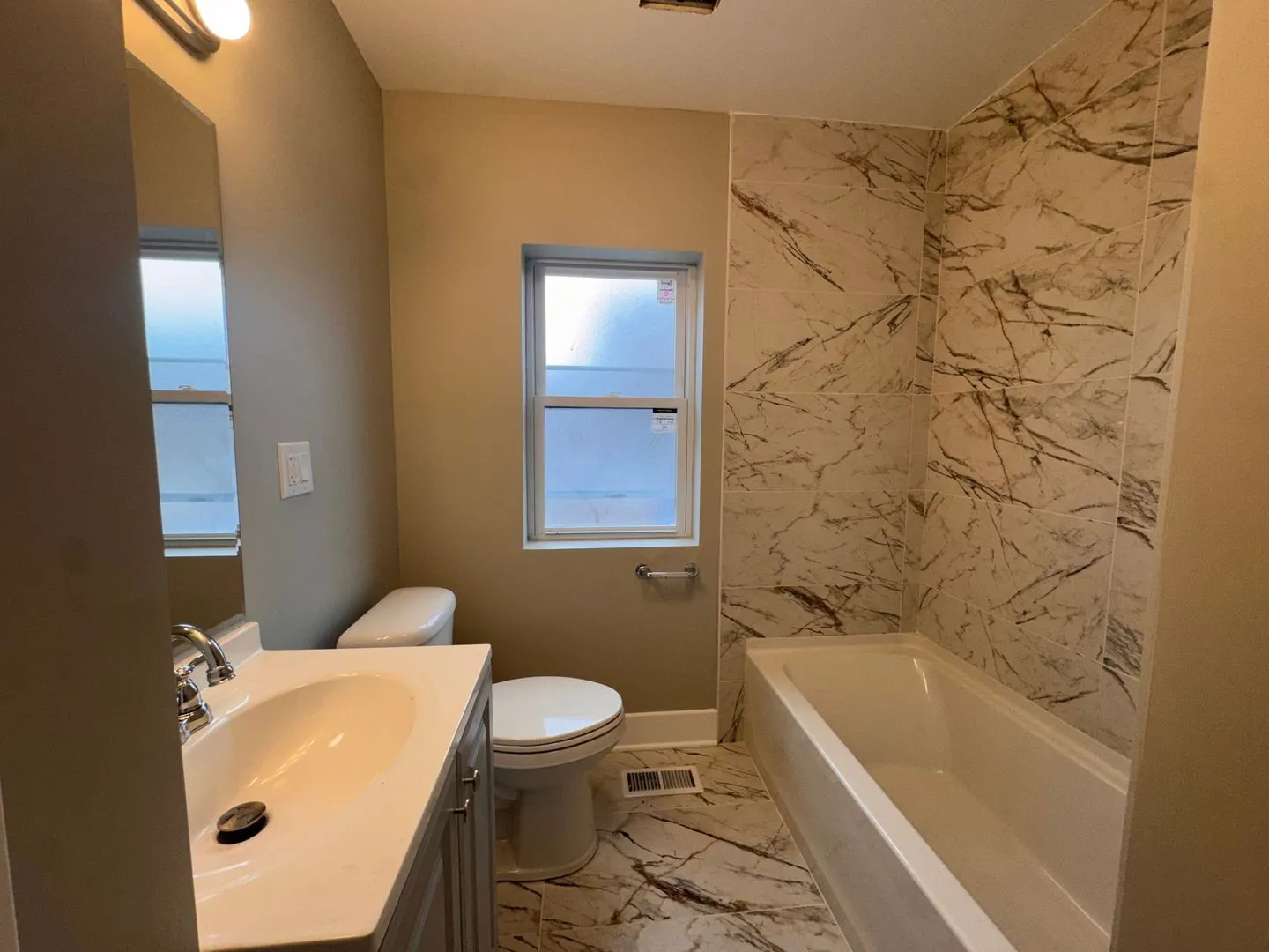 371 Central Ave, ,  60035, USA 60035-unit#1E-Highland Park-IL