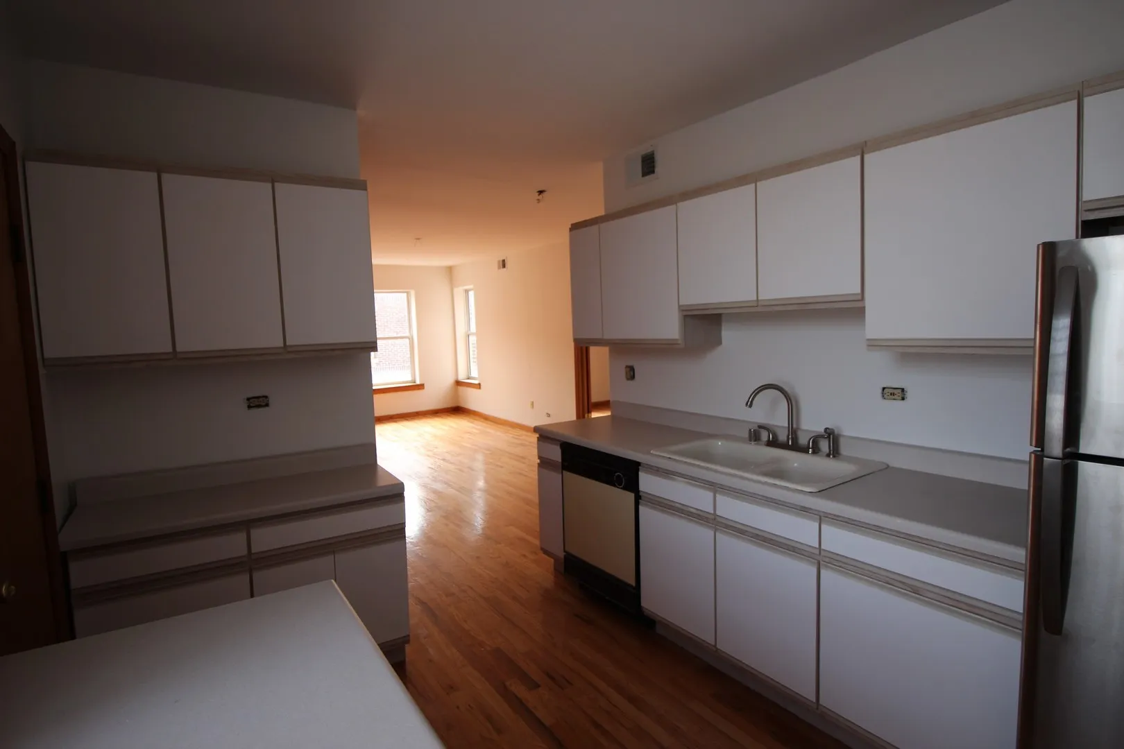 4931 N Kedzie Ave, , 60625, USA 60625-unit#3W-Chicago-IL
