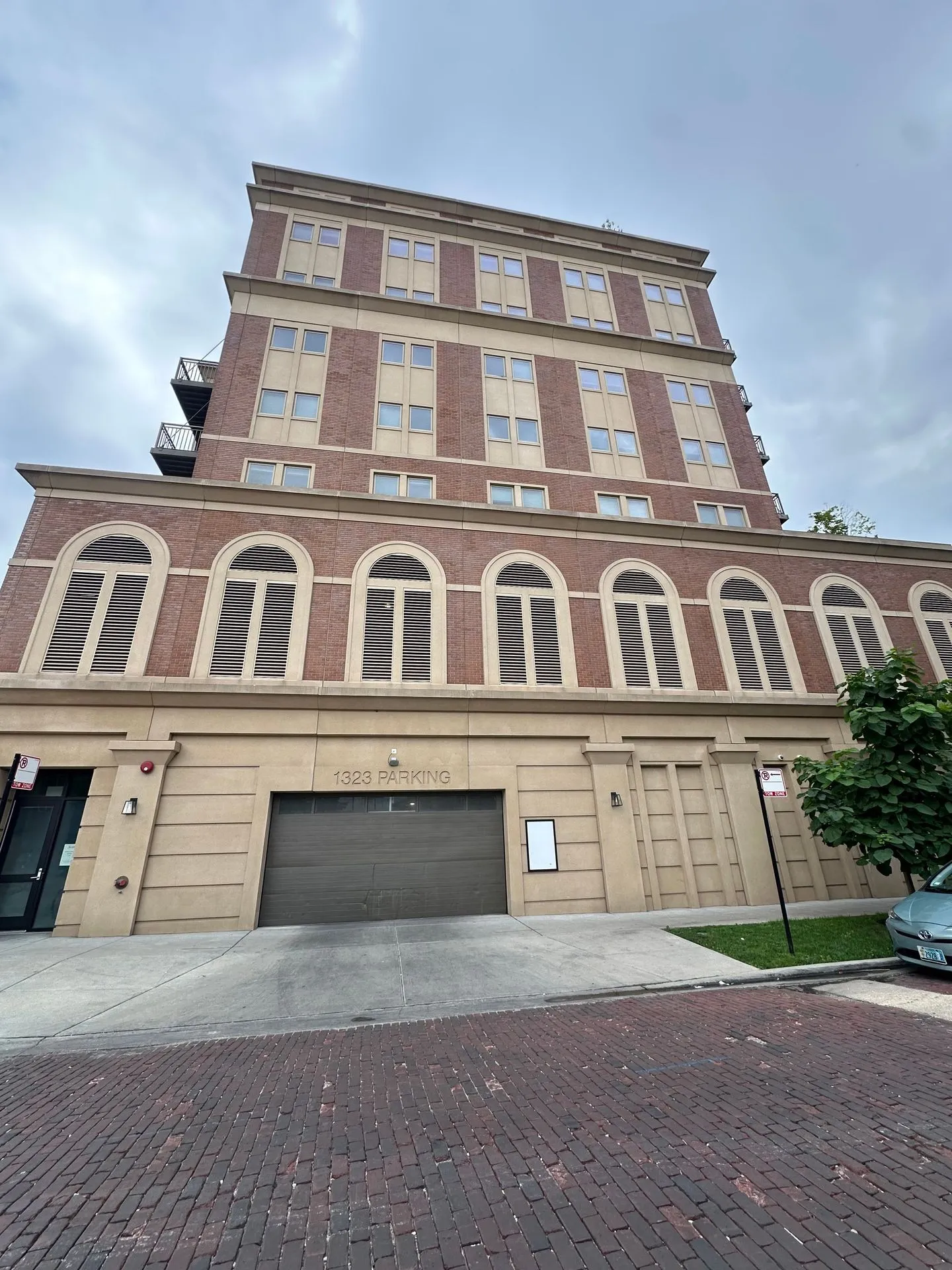 1323 W Morse Ave, ,  60626, USA 60626-unit#802-Chicago-IL