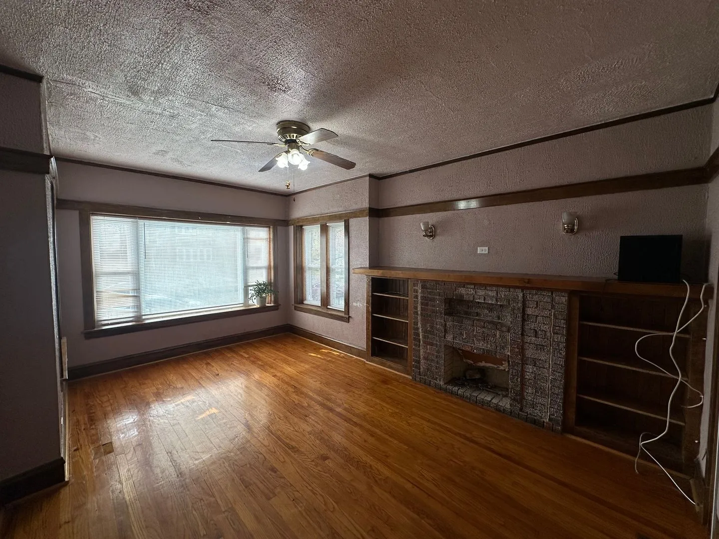 5438 W Potomac Ave, ,  60651, USA 60651-unit#1W-Chicago-IL