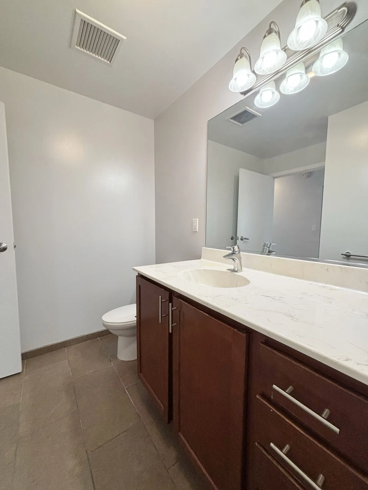 1337 W Fargo Ave, , 60626, USA 60626-unit#1207-Chicago-IL