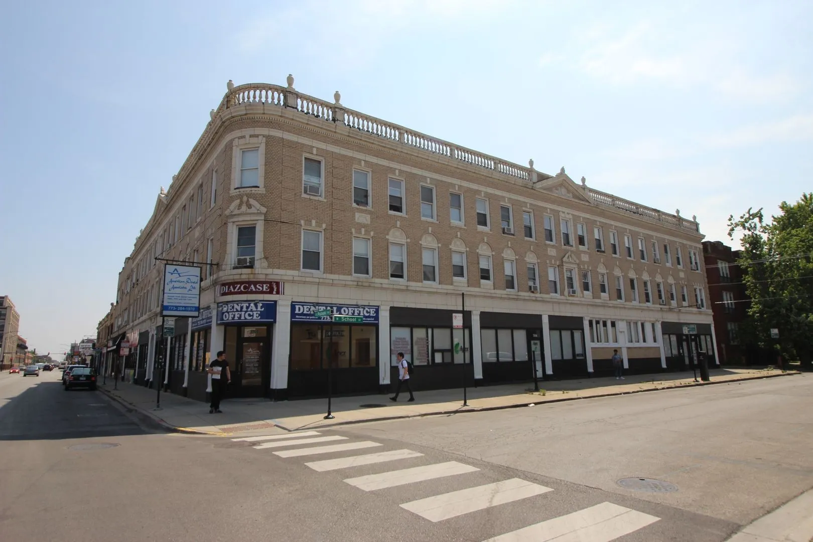 3250 N Pulaski Rd, , 60641, USA 60641-unit#213-Chicago-IL
