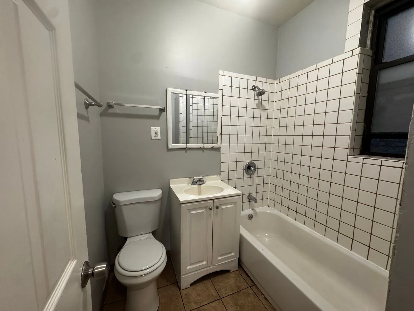 2664 E 77th St, , 60649, USA 60649-unit#3-Chicago-IL