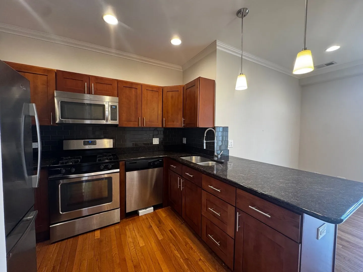 1334 W Morse Ave, , 60626, USA 60626-unit#202-Chicago-IL