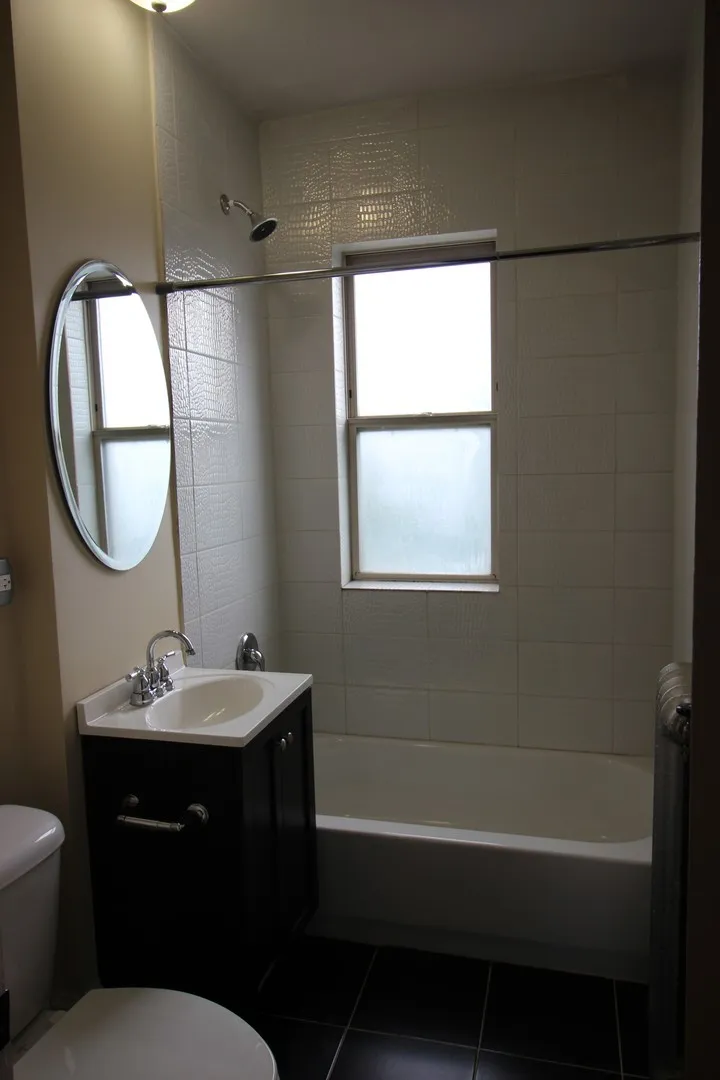 1204 W Granville Ave, ,  60660, USA 60660-unit#319-Chicago-IL
