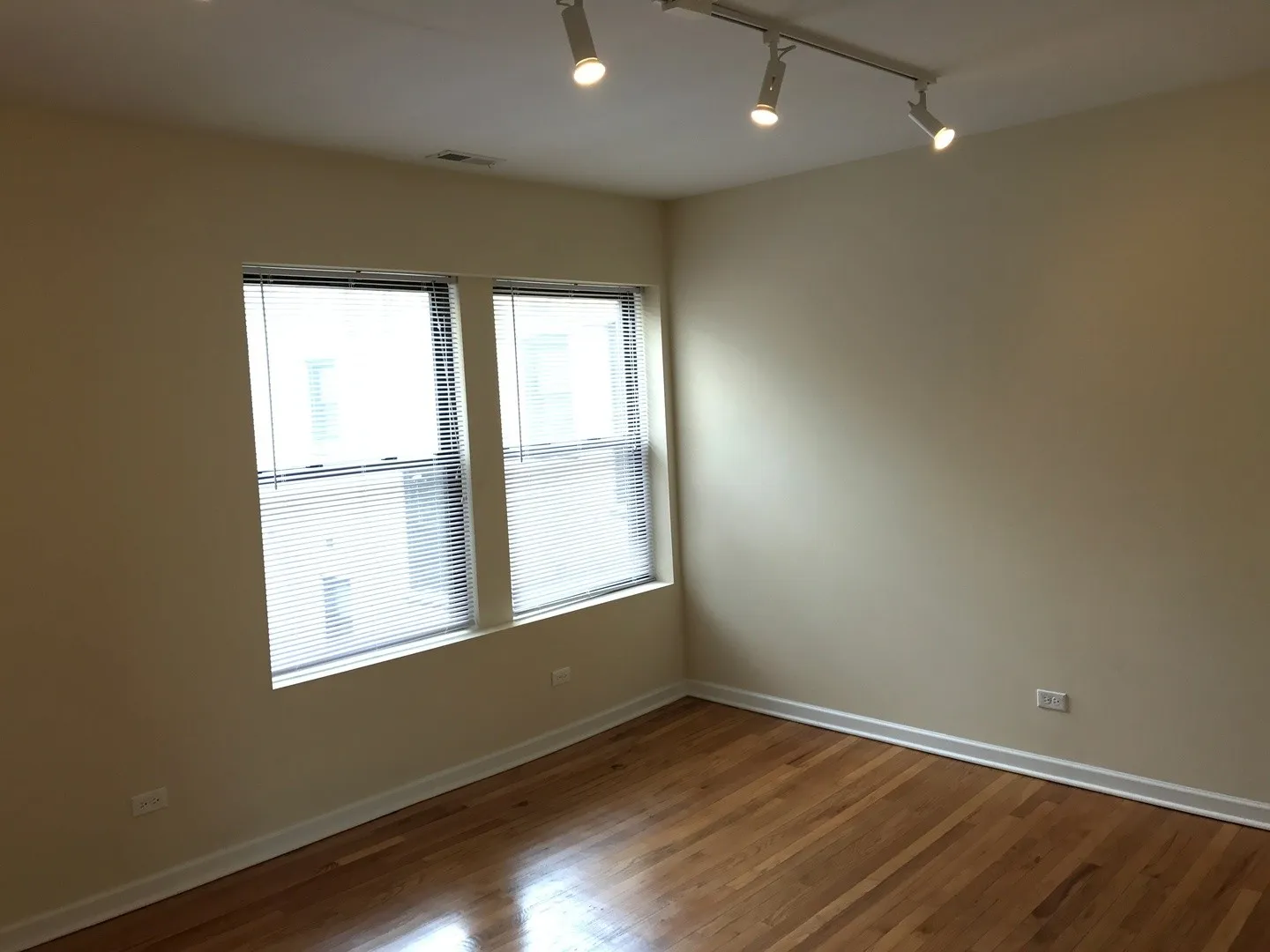4748 N Sacramento Ave, , 60625, USA 60625-unit#3N-Chicago-IL