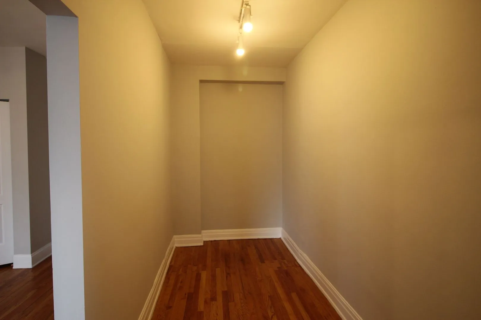 1204 W Granville Ave, ,  60660, USA 60660-unit#319-Chicago-IL