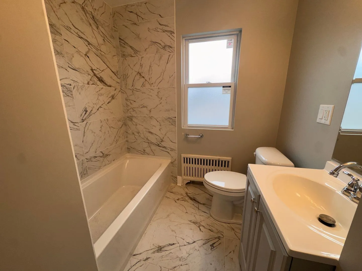 371 Central St, Evanston, 60201, USA 60035-unit#2W-Highland Park-IL
