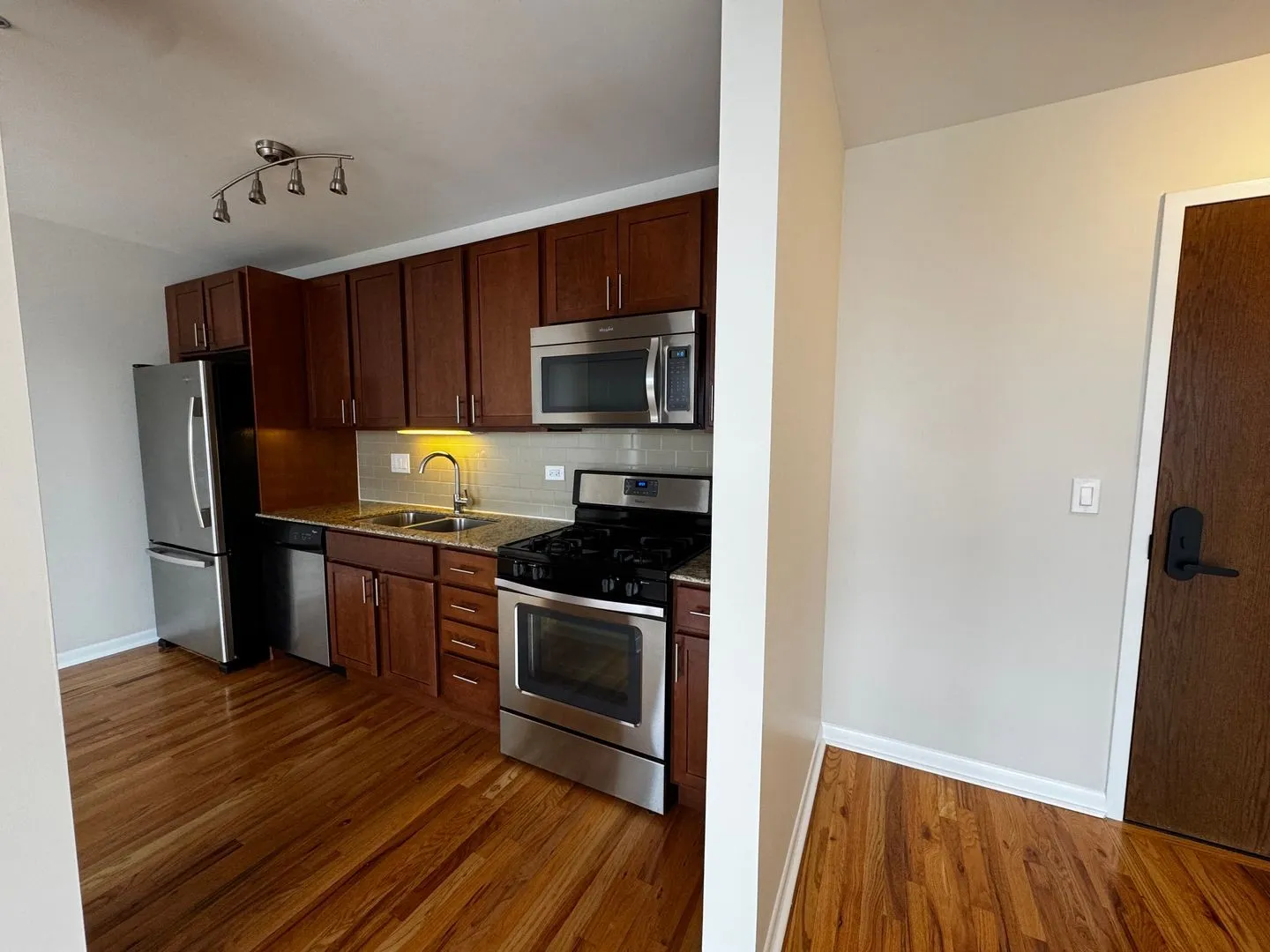 1337 W Fargo Ave, ,  60626, USA 60626-unit#1002-Chicago-IL