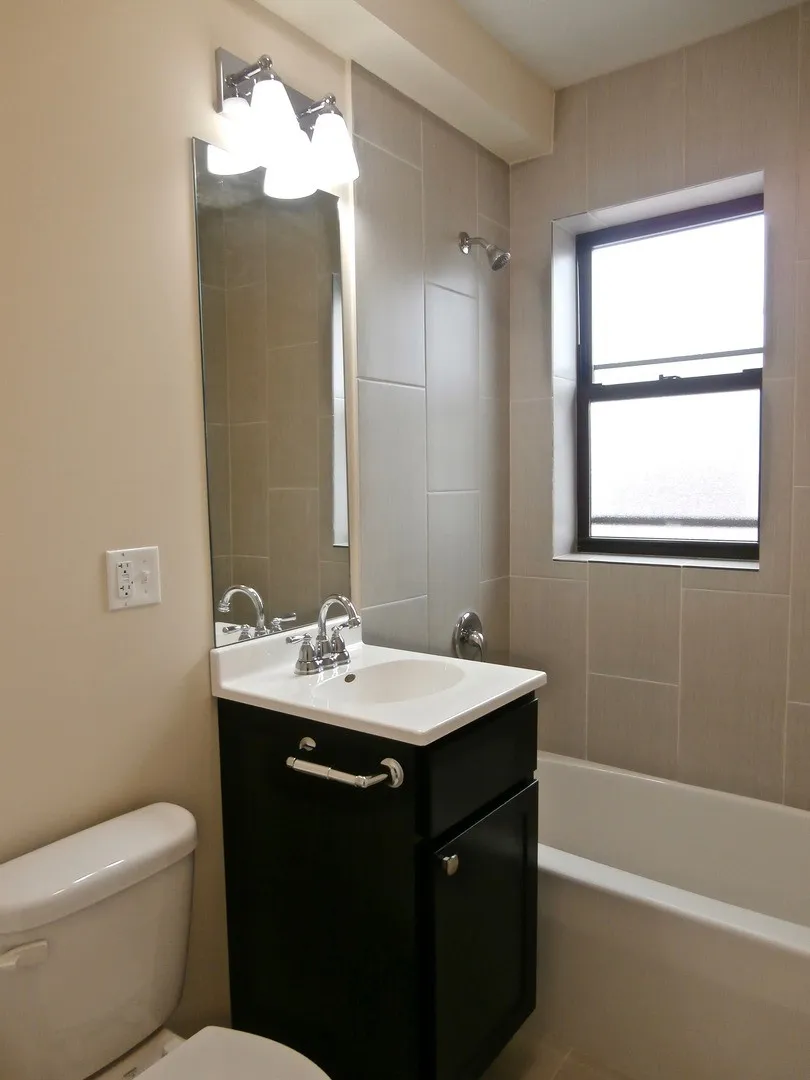 3119 W Lawrence Ave, ,  60625, USA 60625-unit#2-Chicago-IL