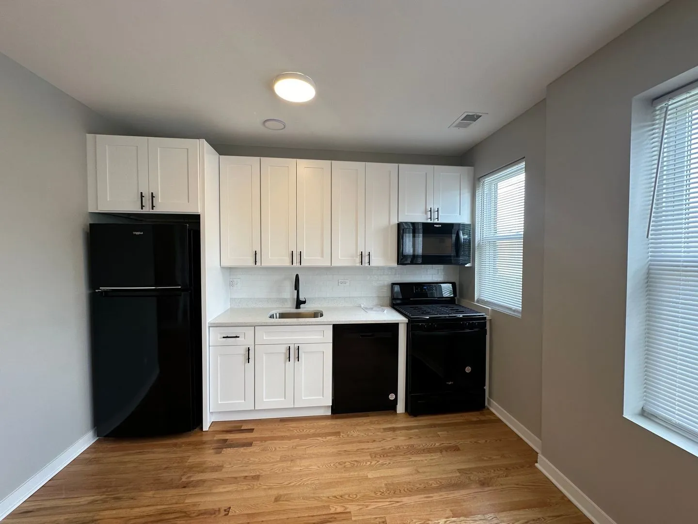 3055 W Leland Ave, ,  60625, USA 60625-unit#307-Chicago-IL