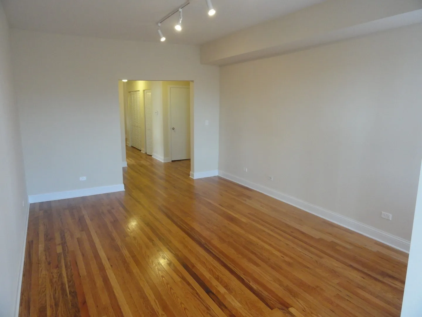 4856 N Drake Ave, , 60625, USA 60625-unit#1-Chicago-IL