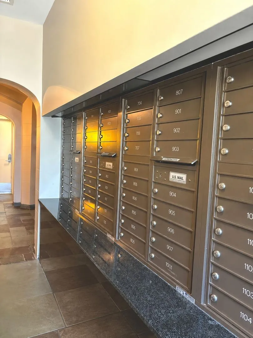 1337 W Fargo Ave, ,  60626, USA 60626-unit#703-Chicago-IL