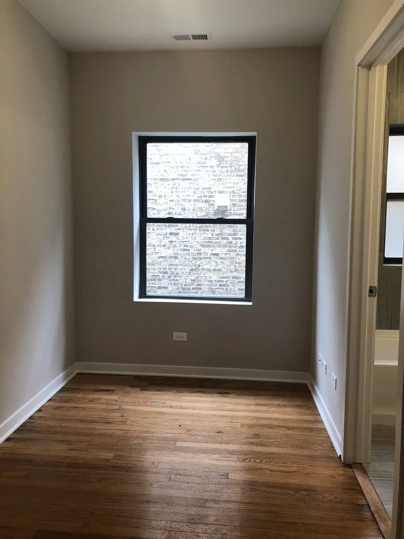 3104 W Sunnyside Ave, , 60625, USA 60625-unit#3R-Chicago-IL