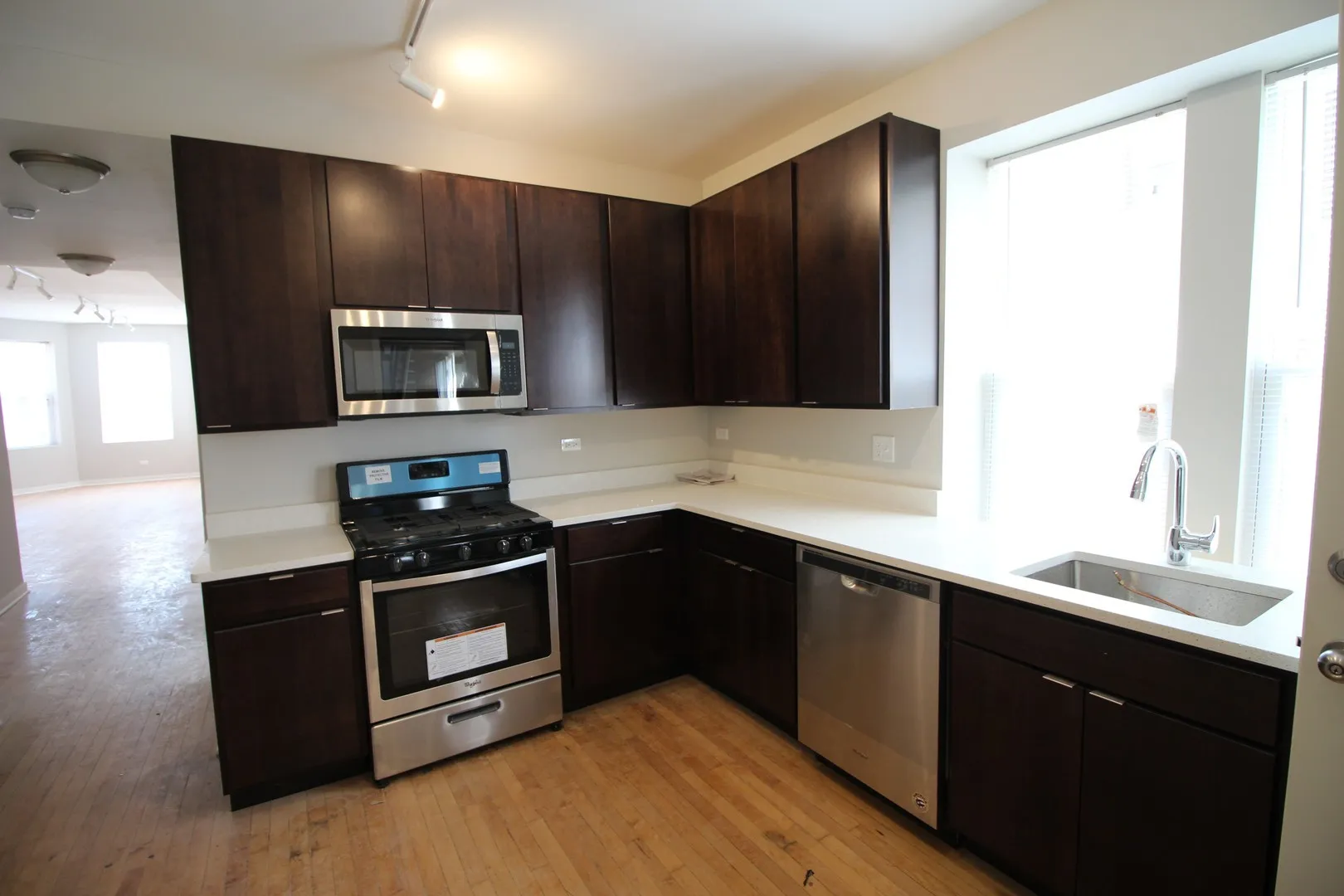 3644 W Diversey Ave, ,  60647, USA 60647-unit#3F-Chicago-IL