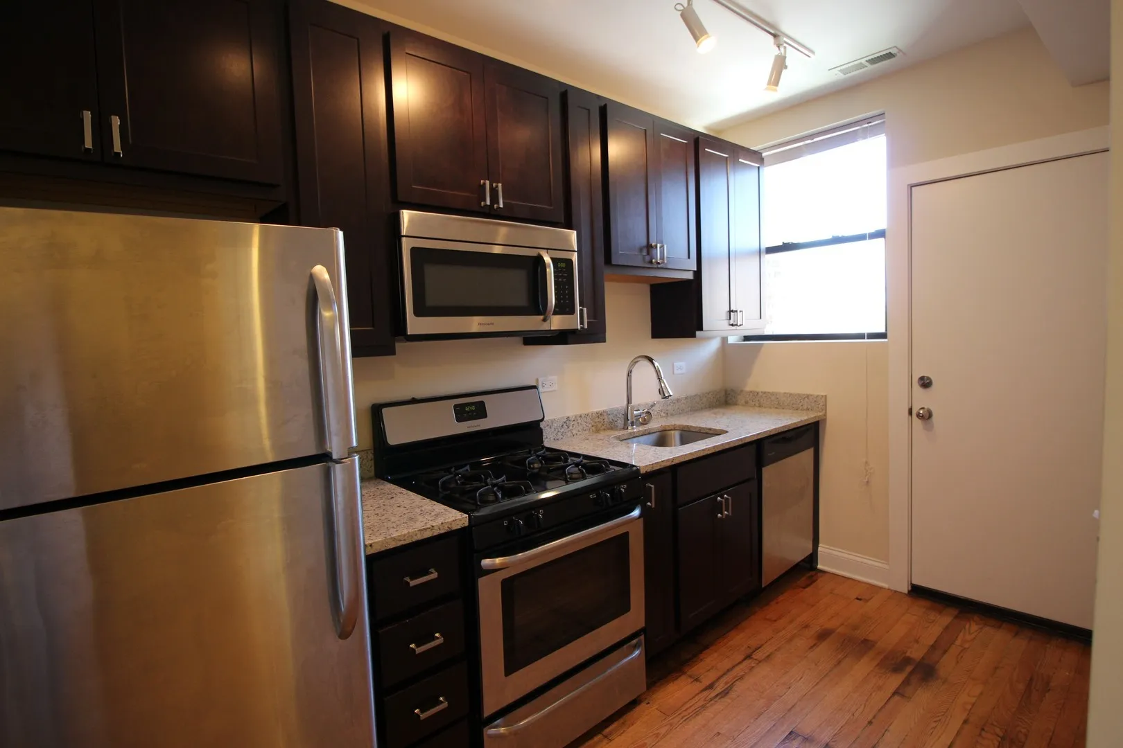 1108 W Balmoral Ave, , 60640, USA 60640-unit#3-Chicago-IL
