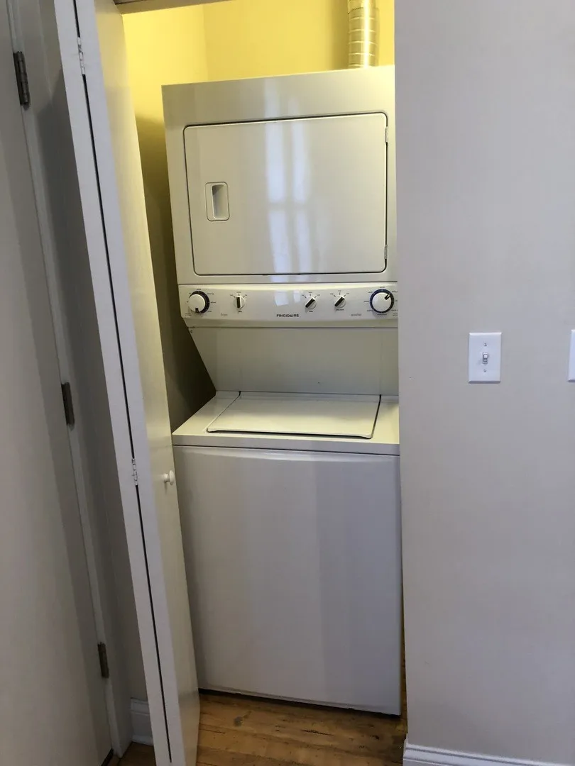 5407 N Ravenswood Ave, , 60640, USA 60640-unit#2R-Chicago-IL