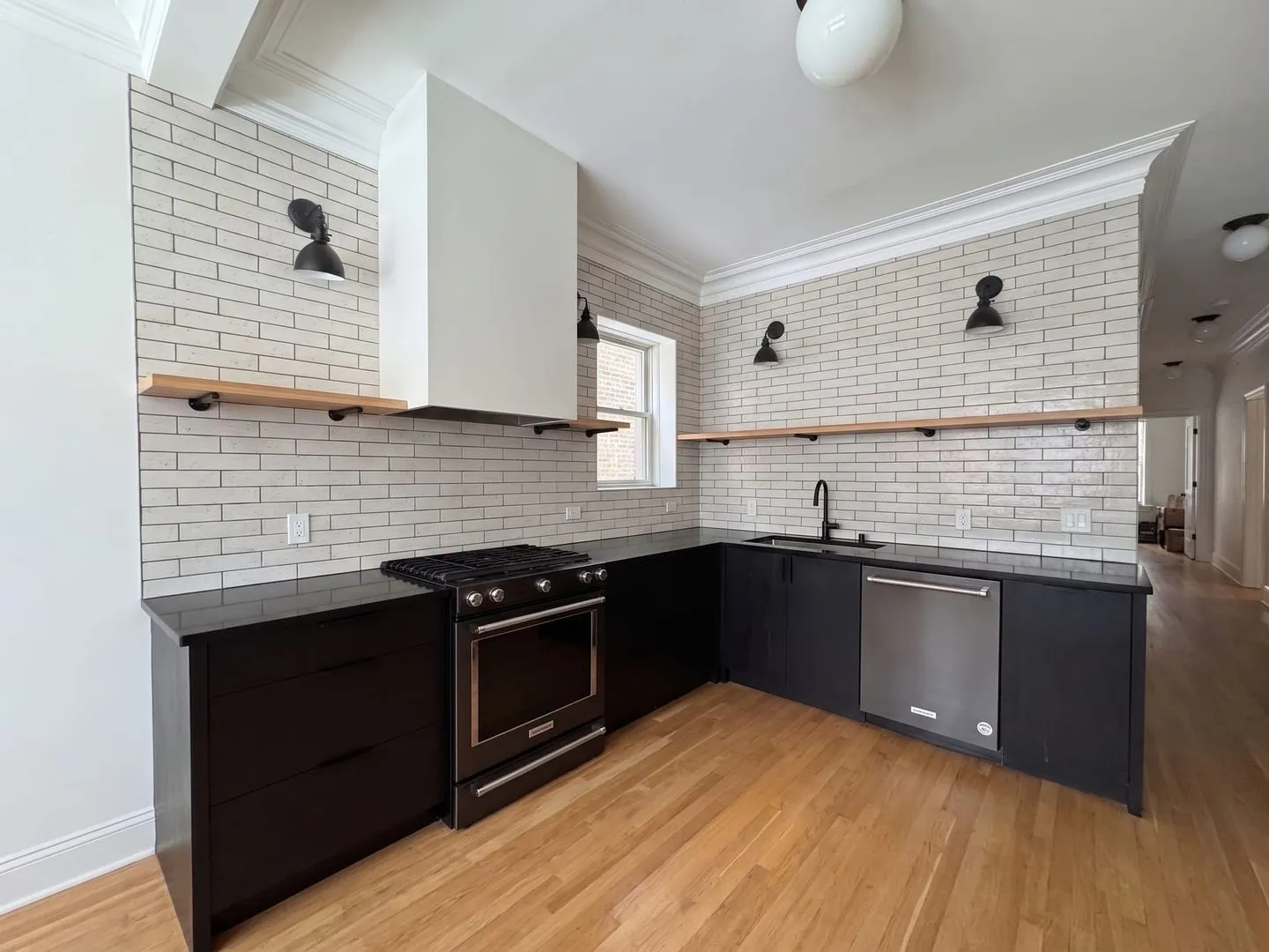 834 W Waveland Ave, , 60613, USA 60613-unit#1-Chicago-IL