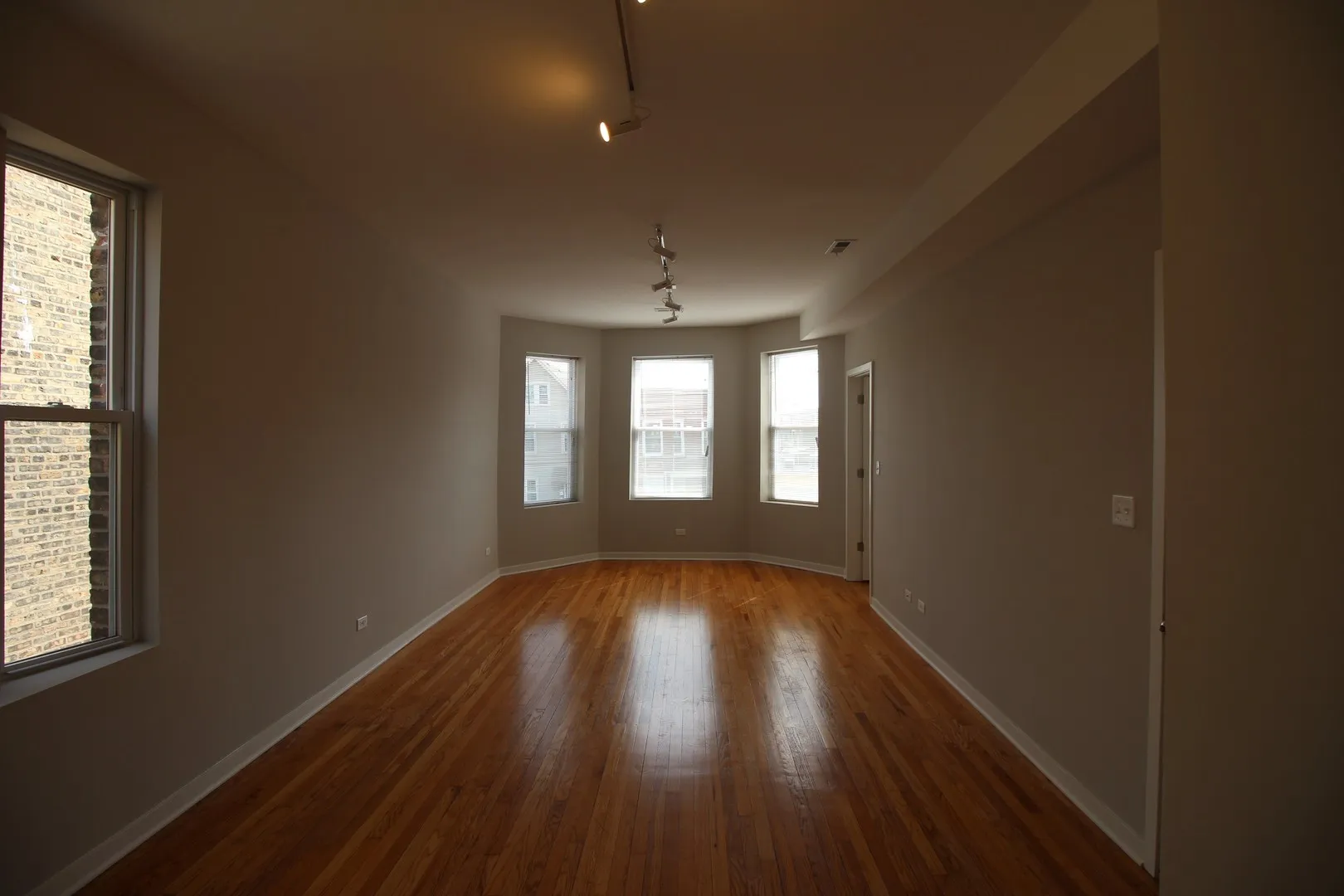 3644 W Diversey Ave, ,  60647, USA 60647-unit#3F-Chicago-IL