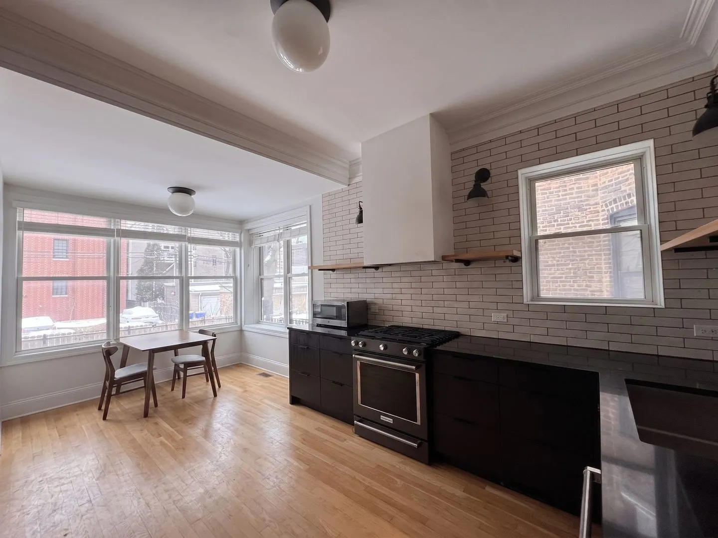 834 W Waveland Ave, , 60613, USA 60613-unit#1-Chicago-IL