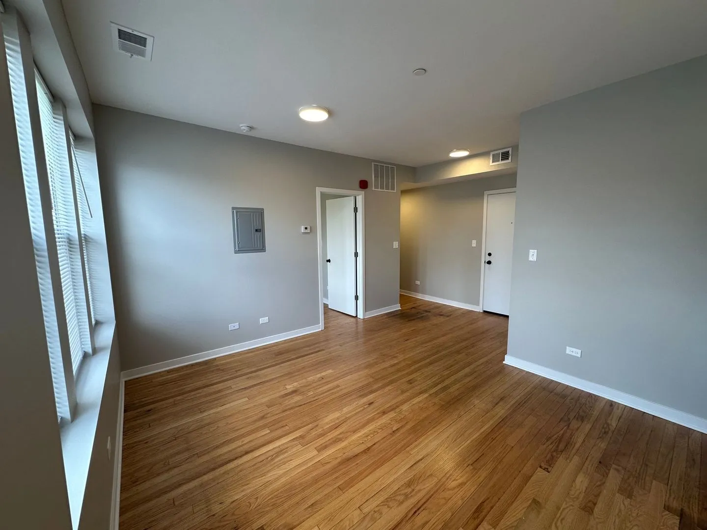 3055 W Leland Ave, ,  60625, USA 60625-unit#307-Chicago-IL
