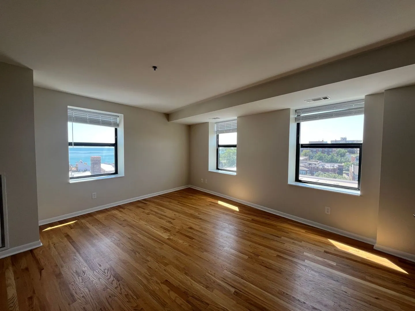1337 W Fargo Ave, ,  60626, USA 60626-unit#703-Chicago-IL