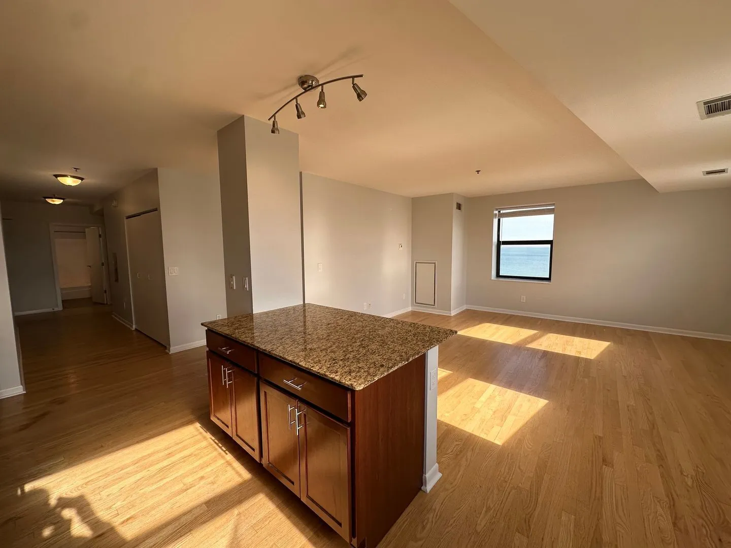 1337 W Fargo Ave, ,  60626, USA 60626-unit#503-Chicago-IL