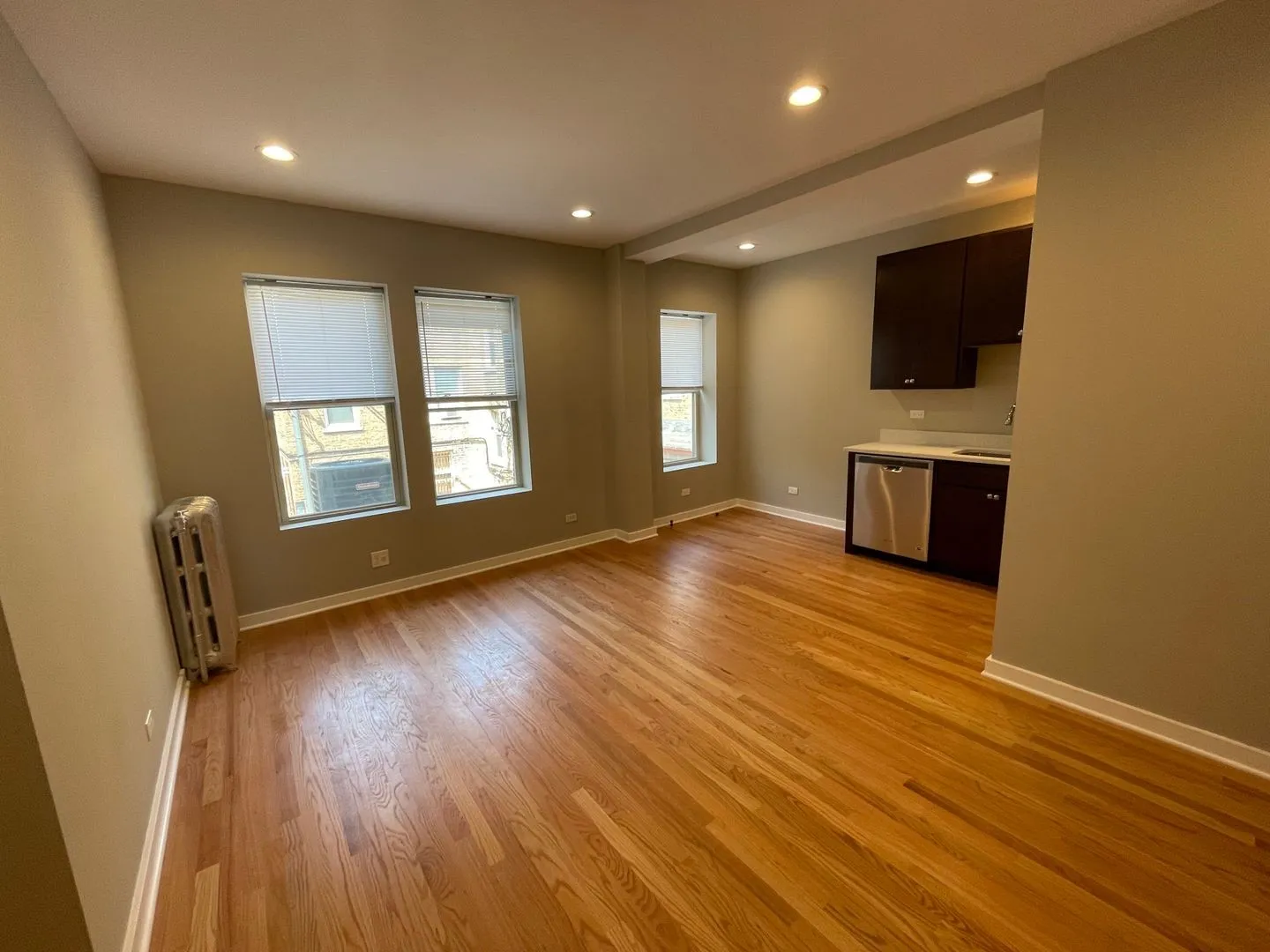 1204 W Granville Ave, , 60660, USA 60660-unit#216-Chicago-IL