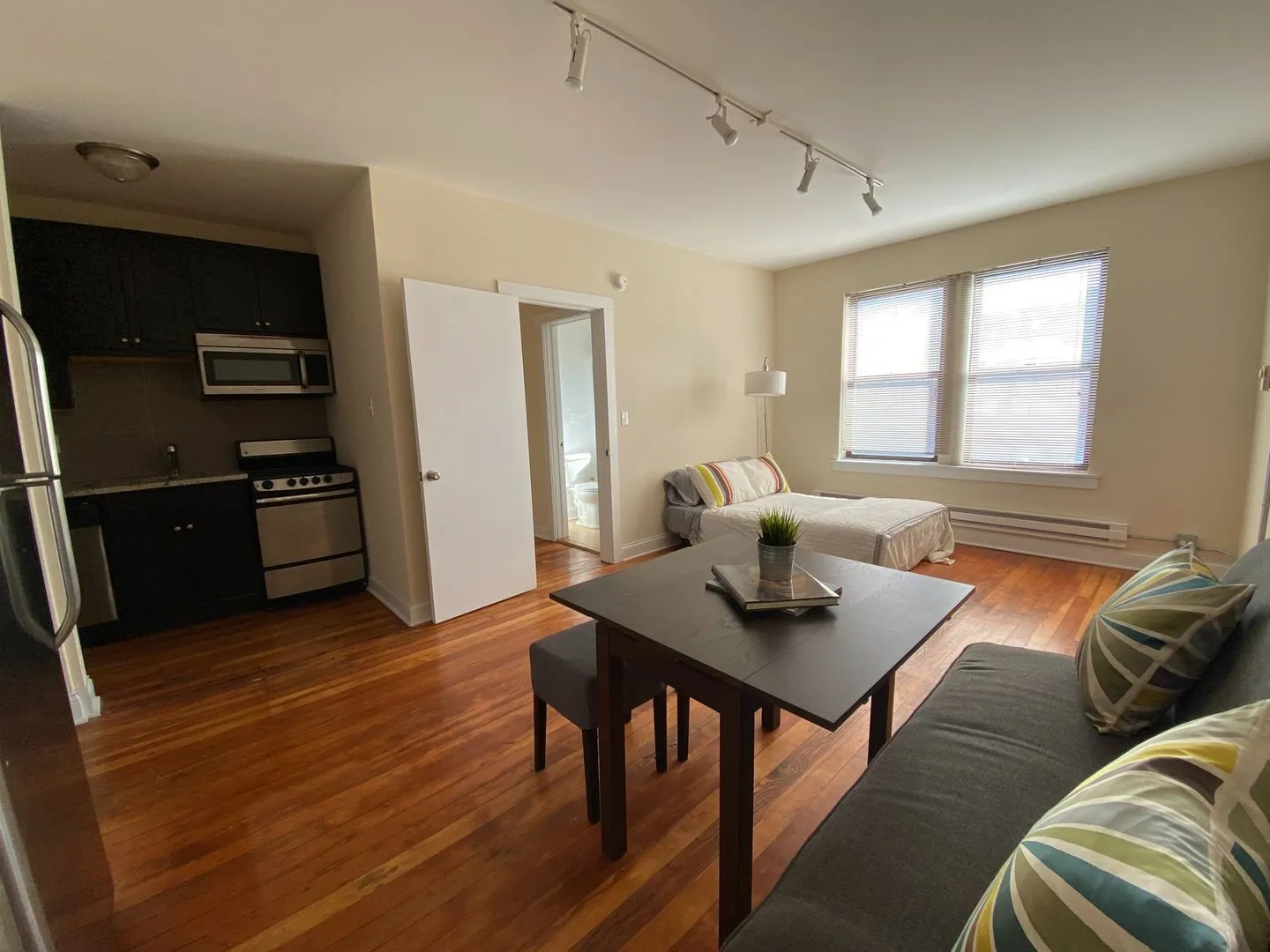 339 W Howard St, , 60202, USA 60202-unit#206-Evanston-IL