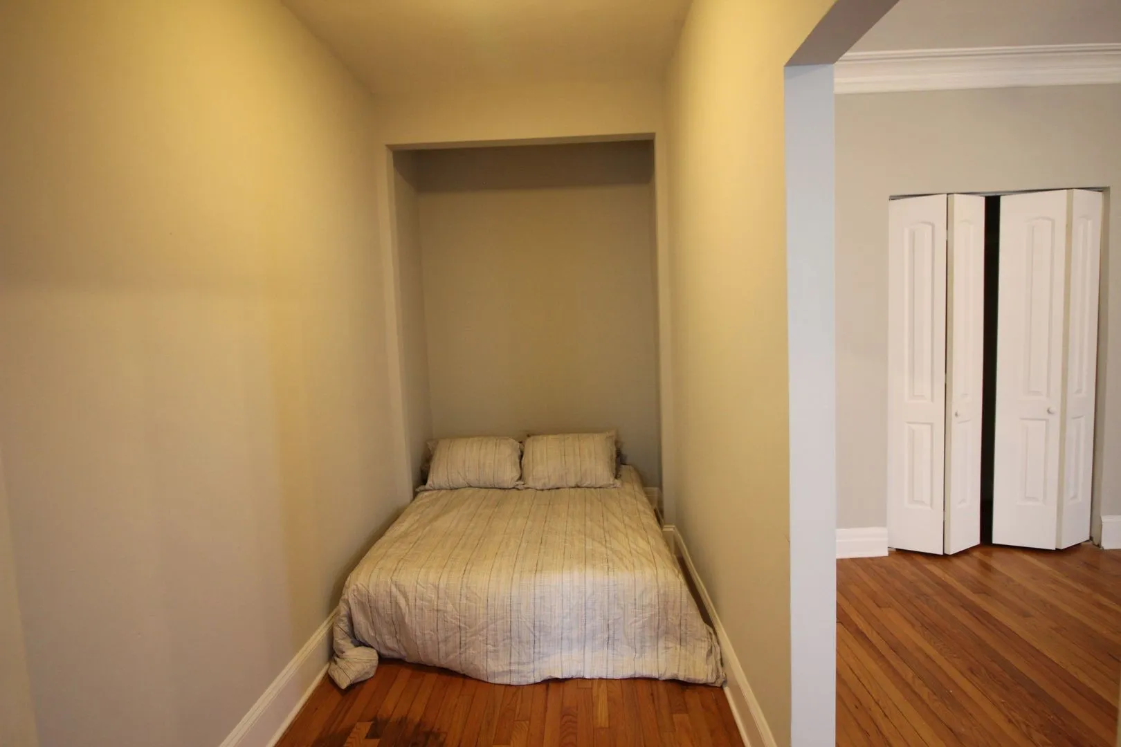 1204 W Granville Ave, ,  60660, USA 60660-unit#324-Chicago-IL