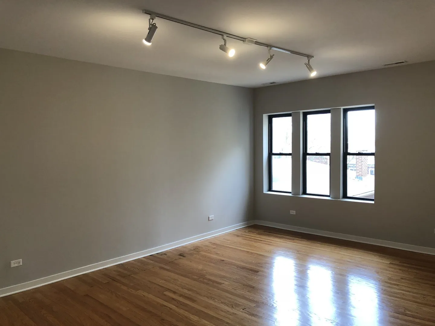 4816 N Monticello Ave, ,  60625, USA 60625-unit#3-Chicago-IL