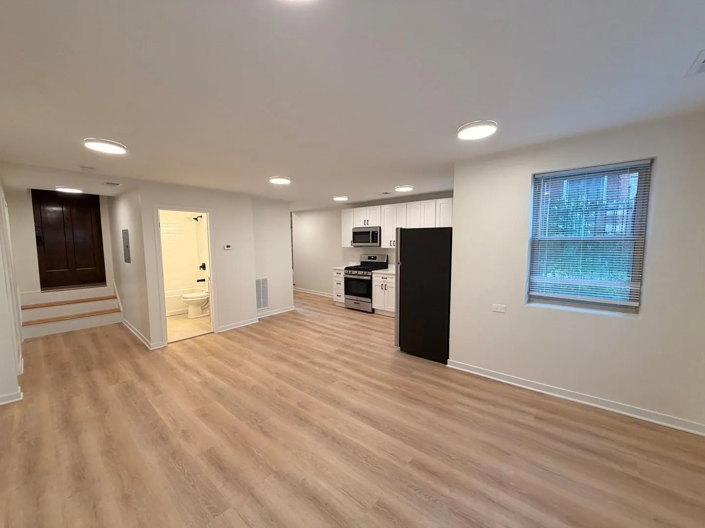 6236 N Bell Ave, ,  60659, USA 60659-unit#E-Chicago-IL