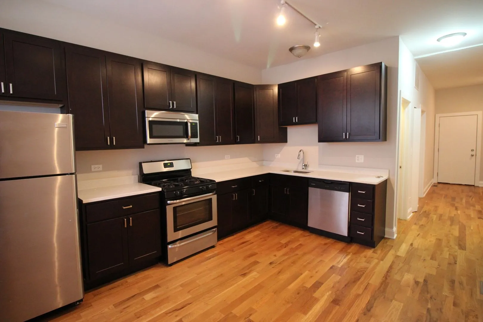 2612 W Augusta Blvd, , 60622, USA 60622-unit#1R-Chicago-IL