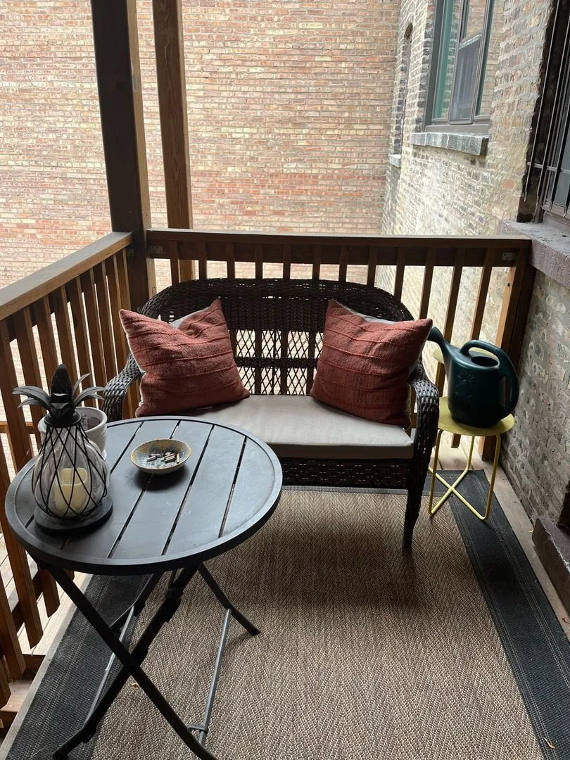 3625 N Pine Grove Ave, ,  60613, USA 60613-unit#2W-Chicago-IL