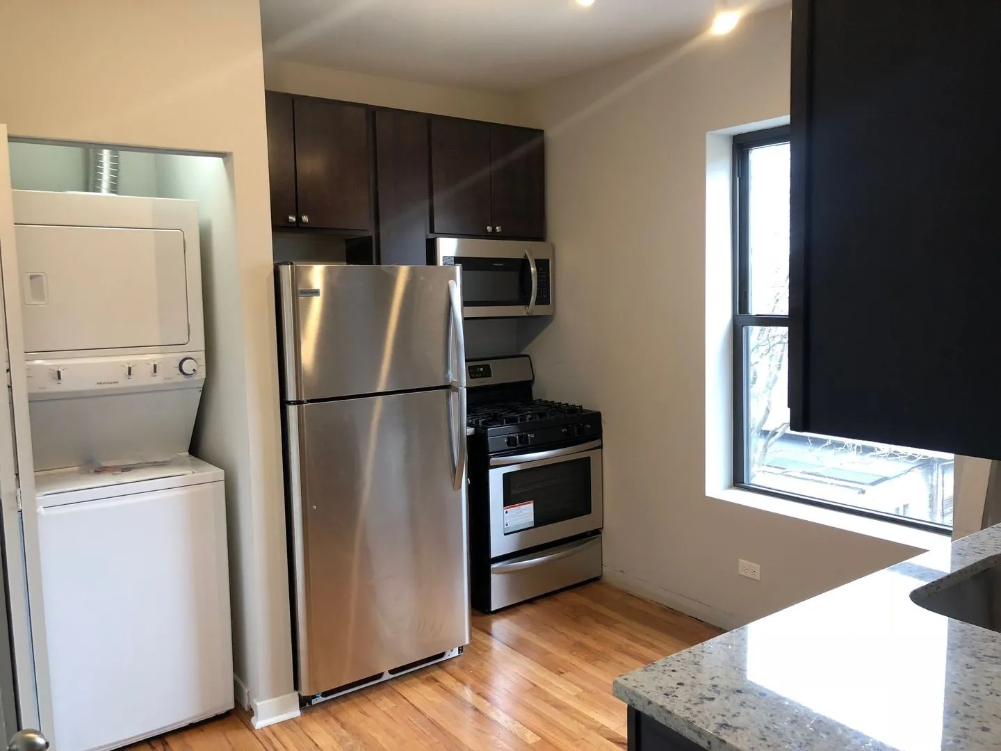 4819 N Christiana Ave, , 60625, USA 60625-unit#2E-Chicago-IL