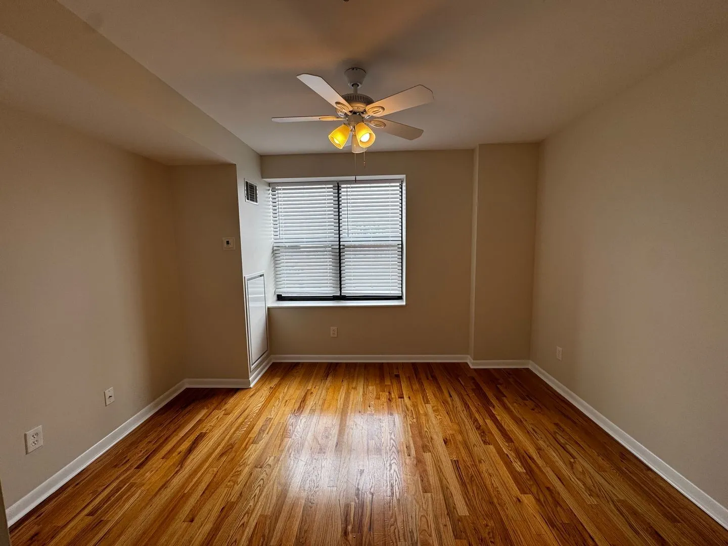 1337 W Fargo Ave, ,  60626, USA 60626-unit#1002-Chicago-IL