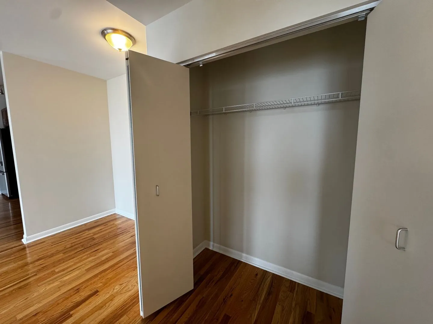 1337 W Fargo Ave, ,  60626, USA 60626-unit#1002-Chicago-IL