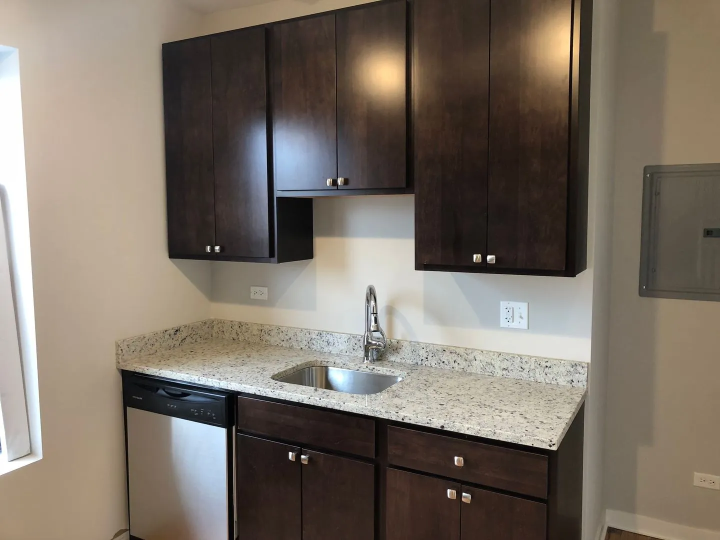 4819 N Christiana Ave, , 60625, USA 60625-unit#2E-Chicago-IL