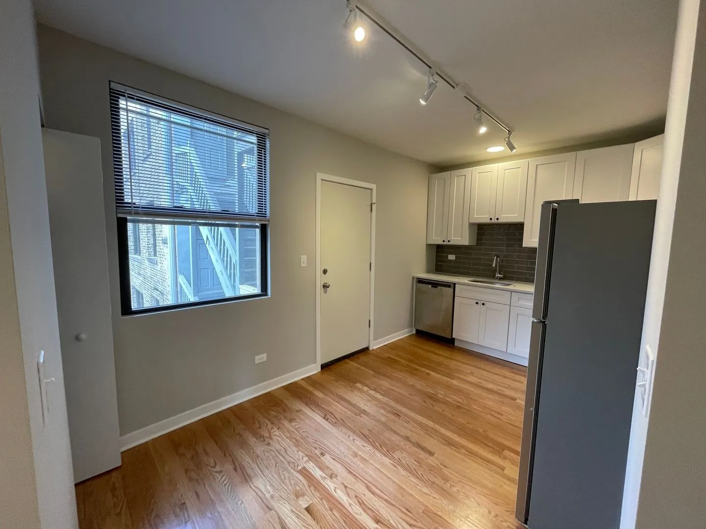 5454 N Sawyer Ave, , 60625, USA 60625-unit#3-Chicago-IL