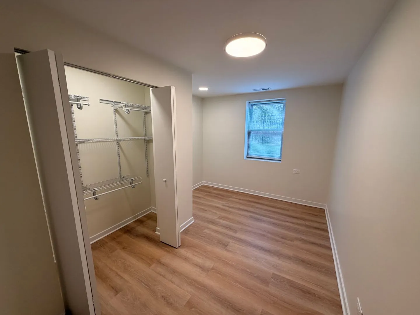 6236 N Bell Ave, ,  60659, USA 60659-unit#E-Chicago-IL