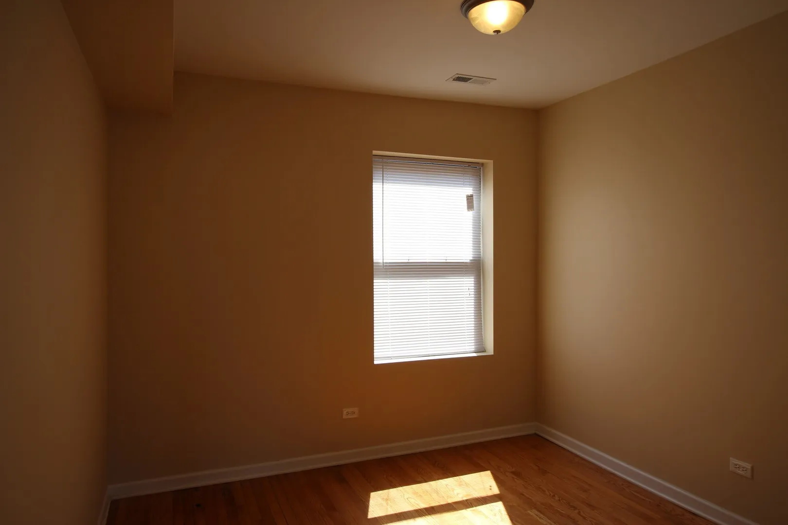 3121 W Lawrence Ave, ,  60625, USA 60625-unit#2-Chicago-IL