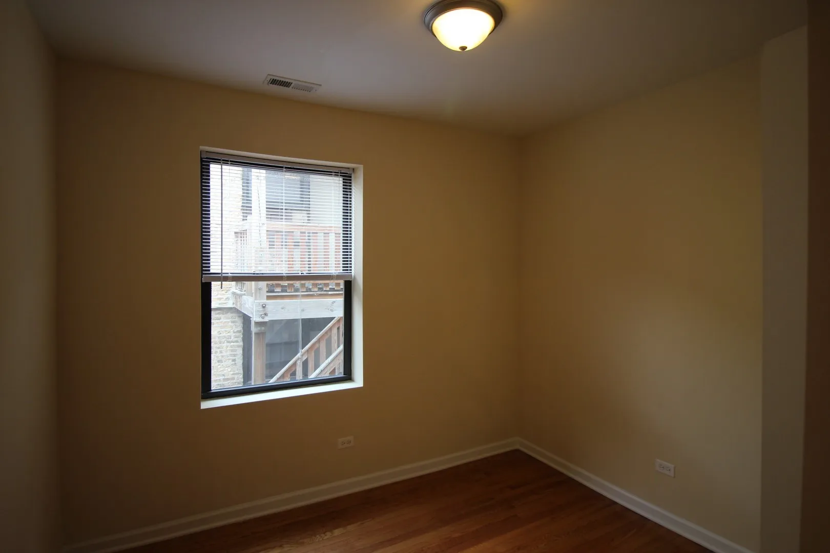 4751 N Troy St, ,  60625, USA 60625-unit#2E-Chicago-IL