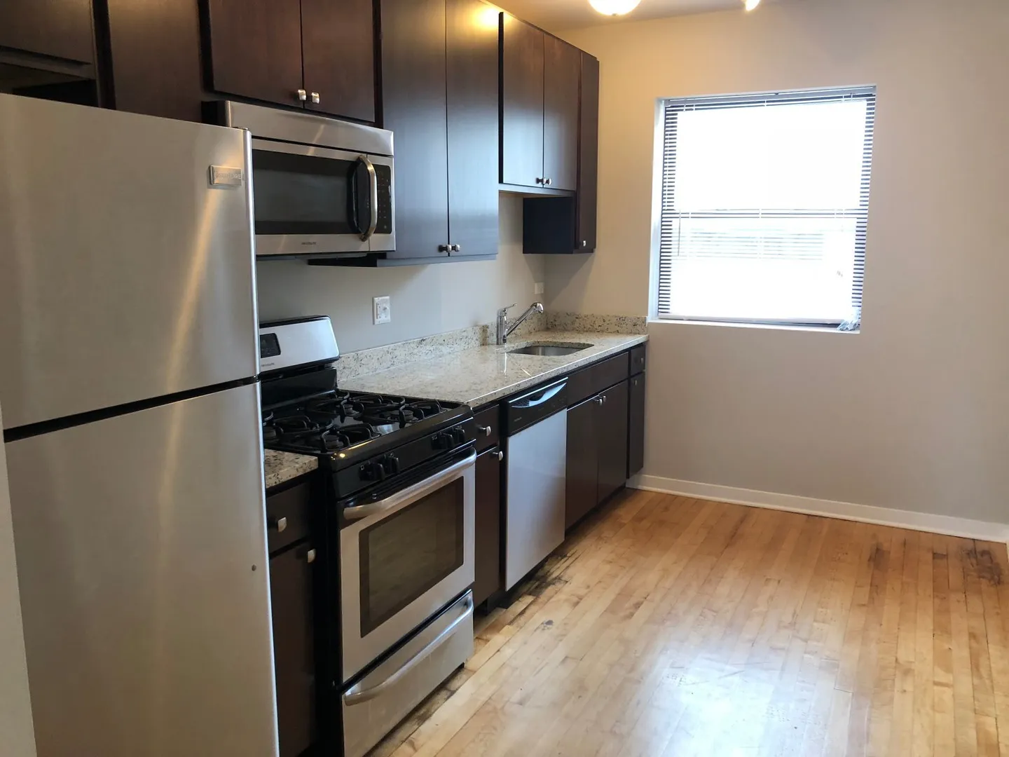 2440 W North Shore Ave, ,  60645, USA 60645-unit#1E-Chicago-IL