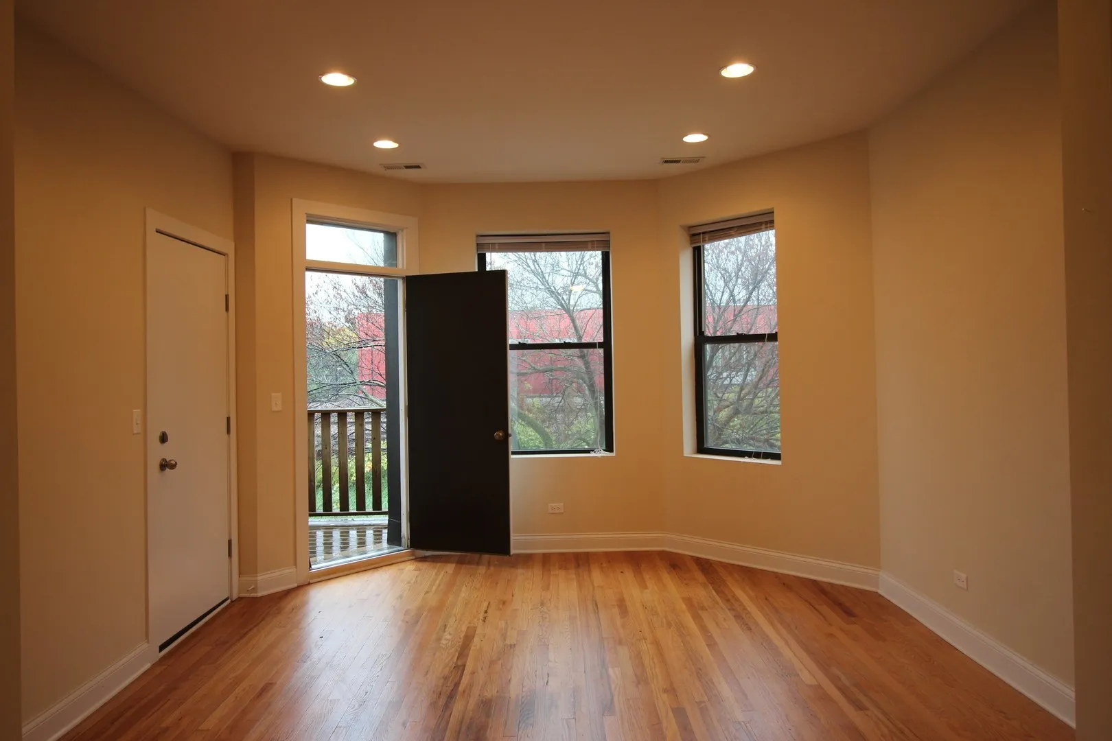 5407 N Ravenswood Ave, ,  60640, USA 60640-unit#2F-Chicago-IL