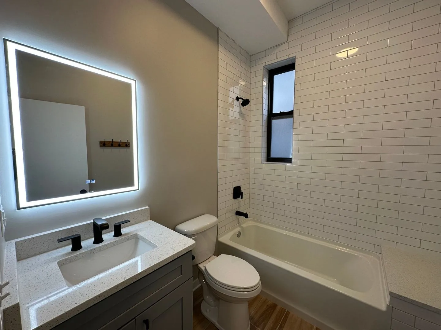 3515 N Sheffield Ave, ,  60657, USA 60657-unit#1R-Chicago-IL