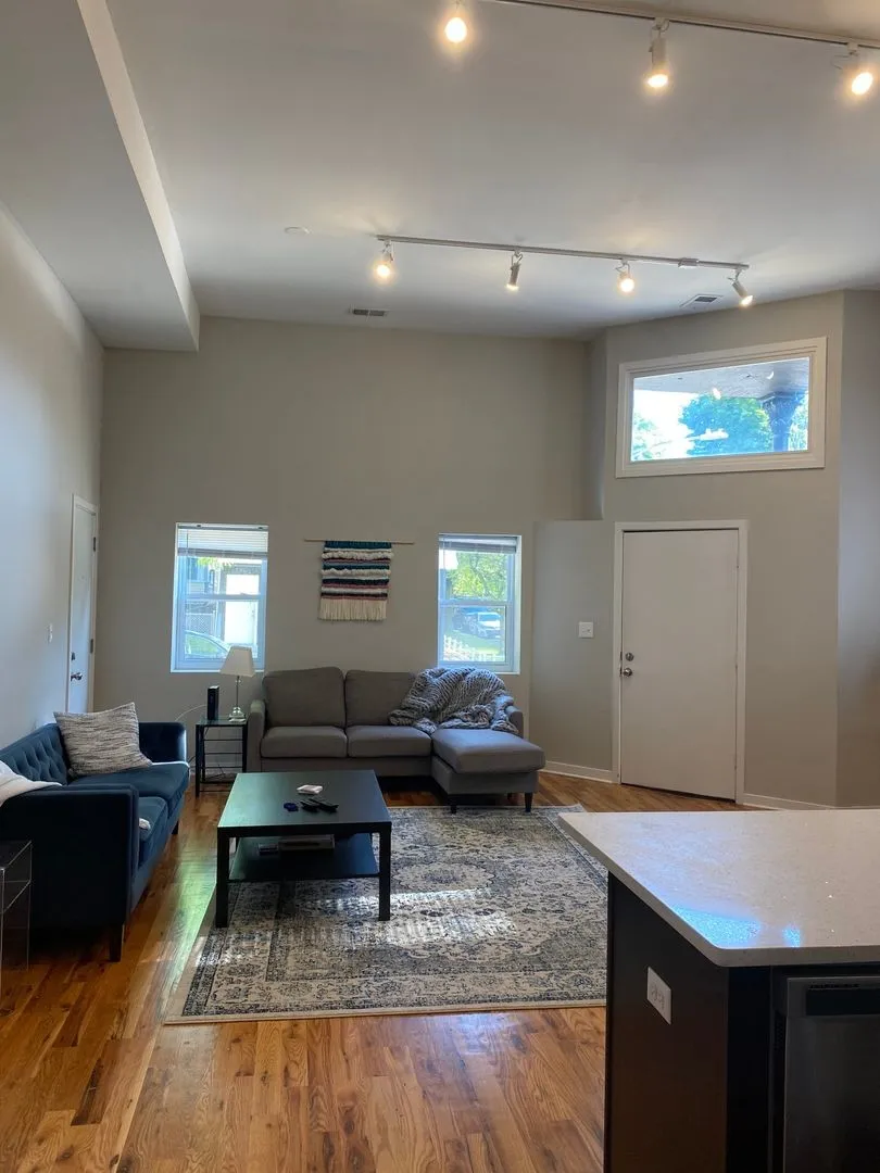 1801 W School St, , 60657, USA 60657-unit#1-Chicago-IL