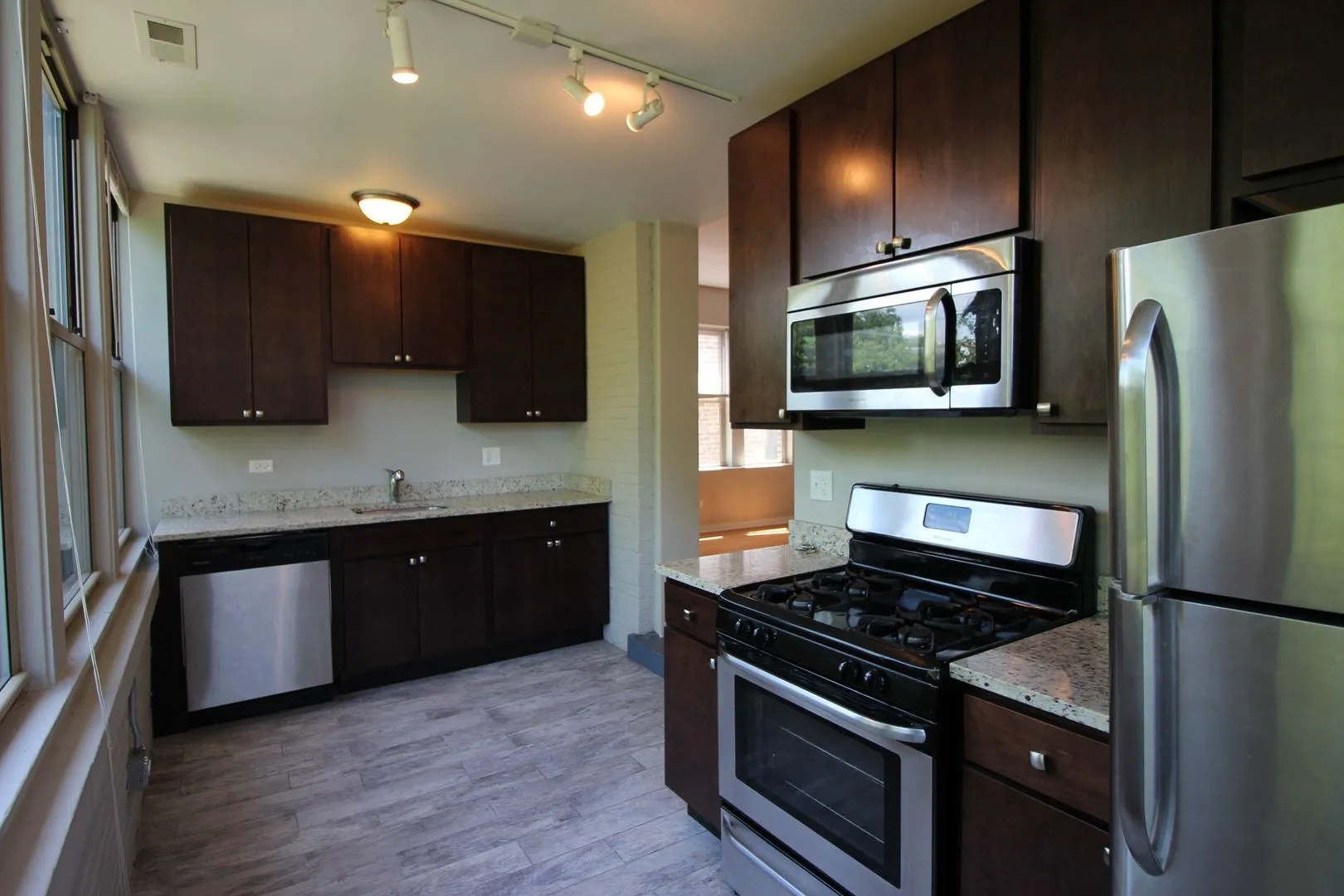4740 Malden St, ,  60640, USA 60640-unit#3F-Chicago-IL