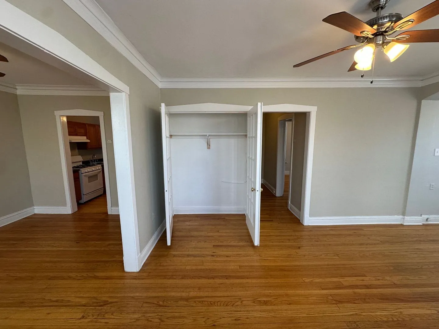 7014 N Sheridan Rd, , 60626, USA 60626-unit#3A-Chicago-IL