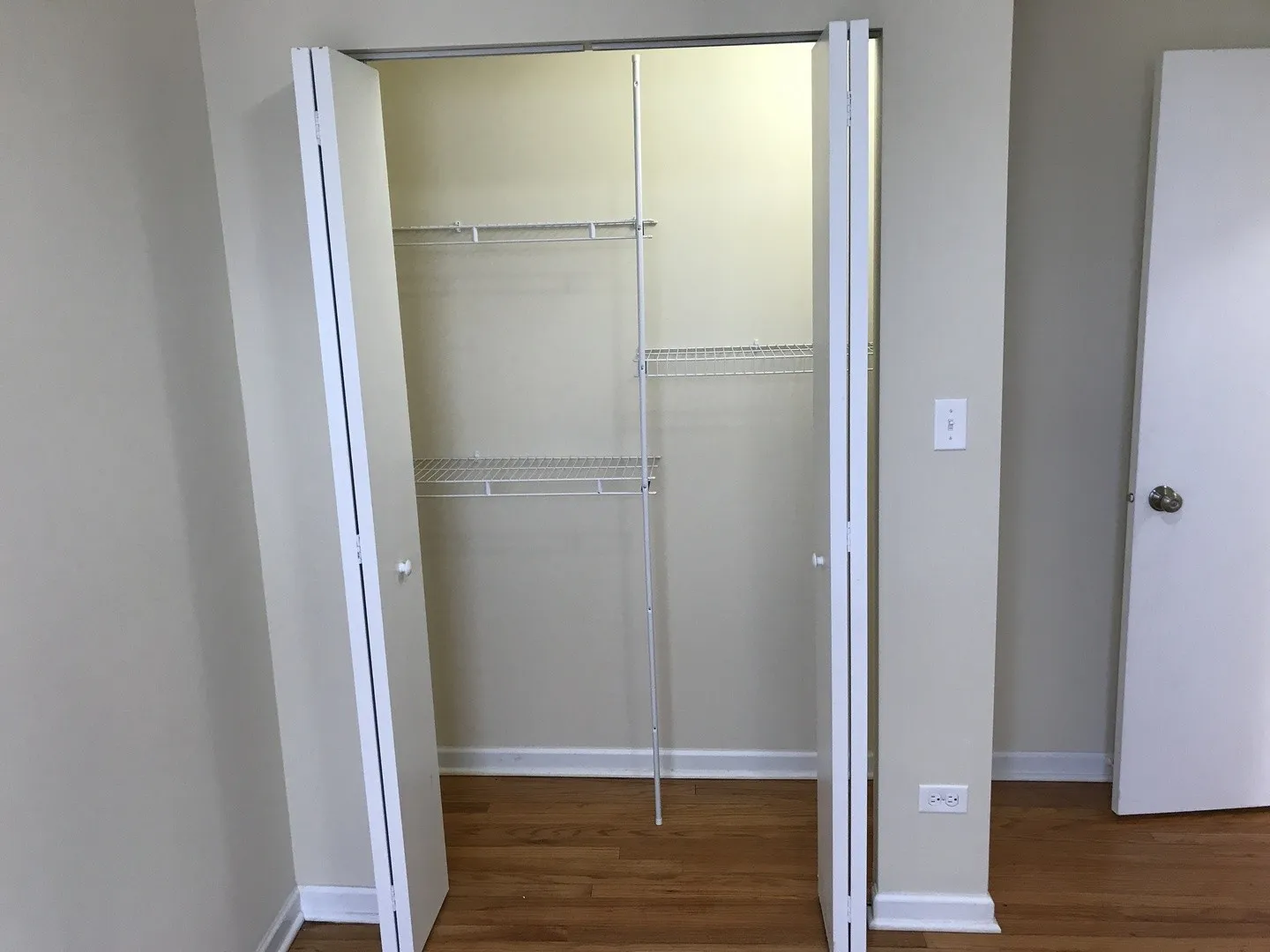 4748 N Sacramento Ave, , 60625, USA 60625-unit#3N-Chicago-IL