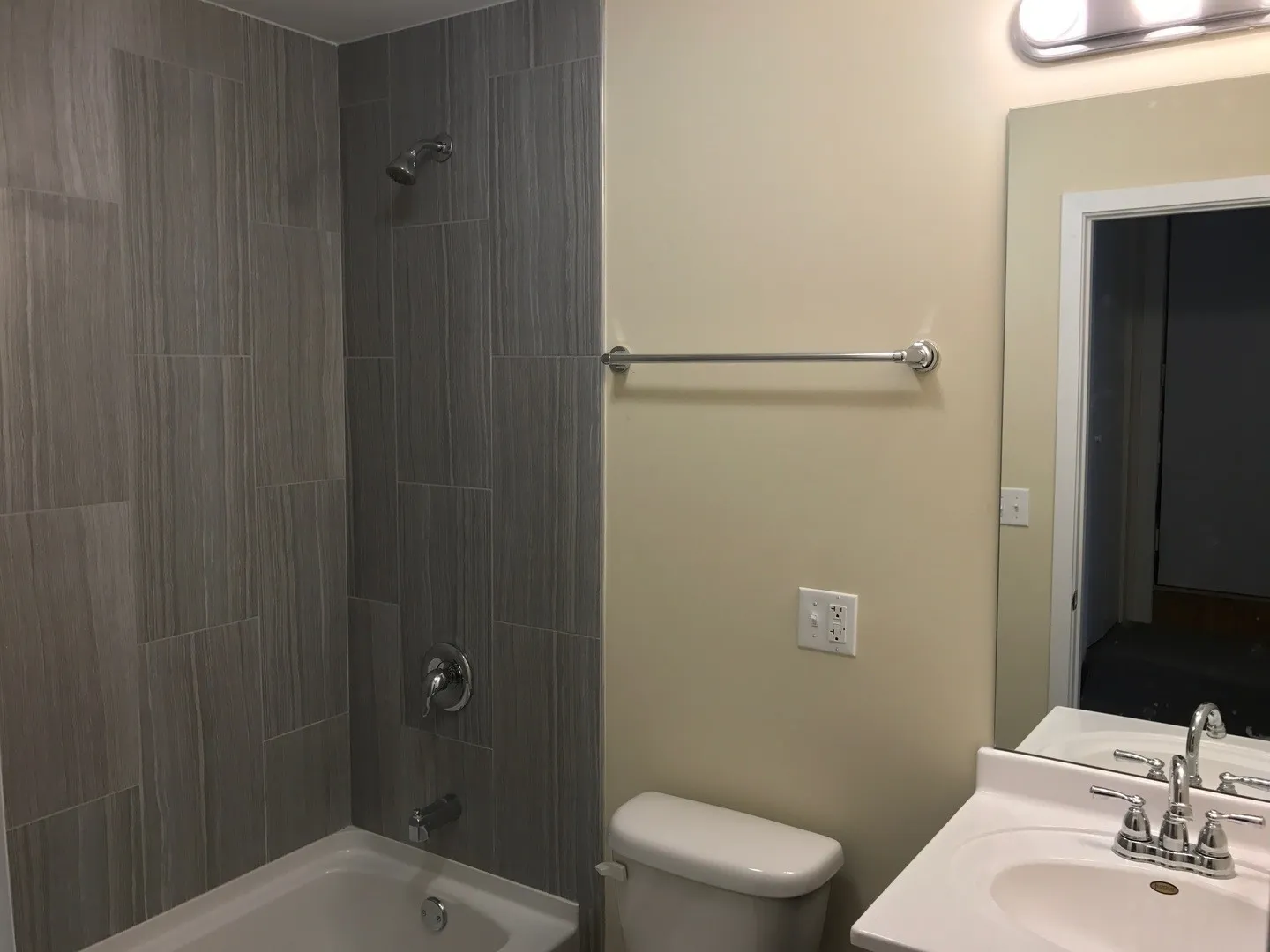 4751 N Troy St, ,  60625, USA 60625-unit#GARDEN WEST-Chicago-IL
